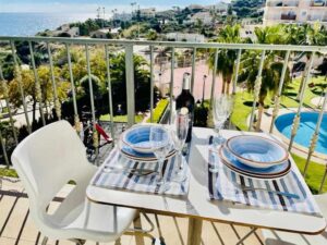 Terraza - en apartamento pueblo acantilado