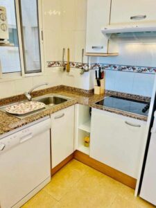 Cocina - Apartamento primera linea Pueblo Acantilado