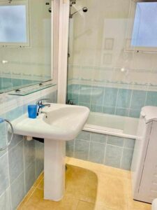 Baño - Apartamento primera linea Pueblo Acantilado