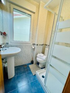 Baño en Ático en Extrada Xeral